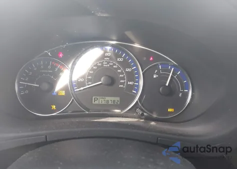 2010 Subaru Forester 2.5X z USA, uszkodzony, nr VIN JF2SH6AC7AH744504